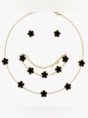 Cute Nordstrom 18KT Gold Dip Blavk Clover 3PC Set Necklace.Bracelet. Earrings